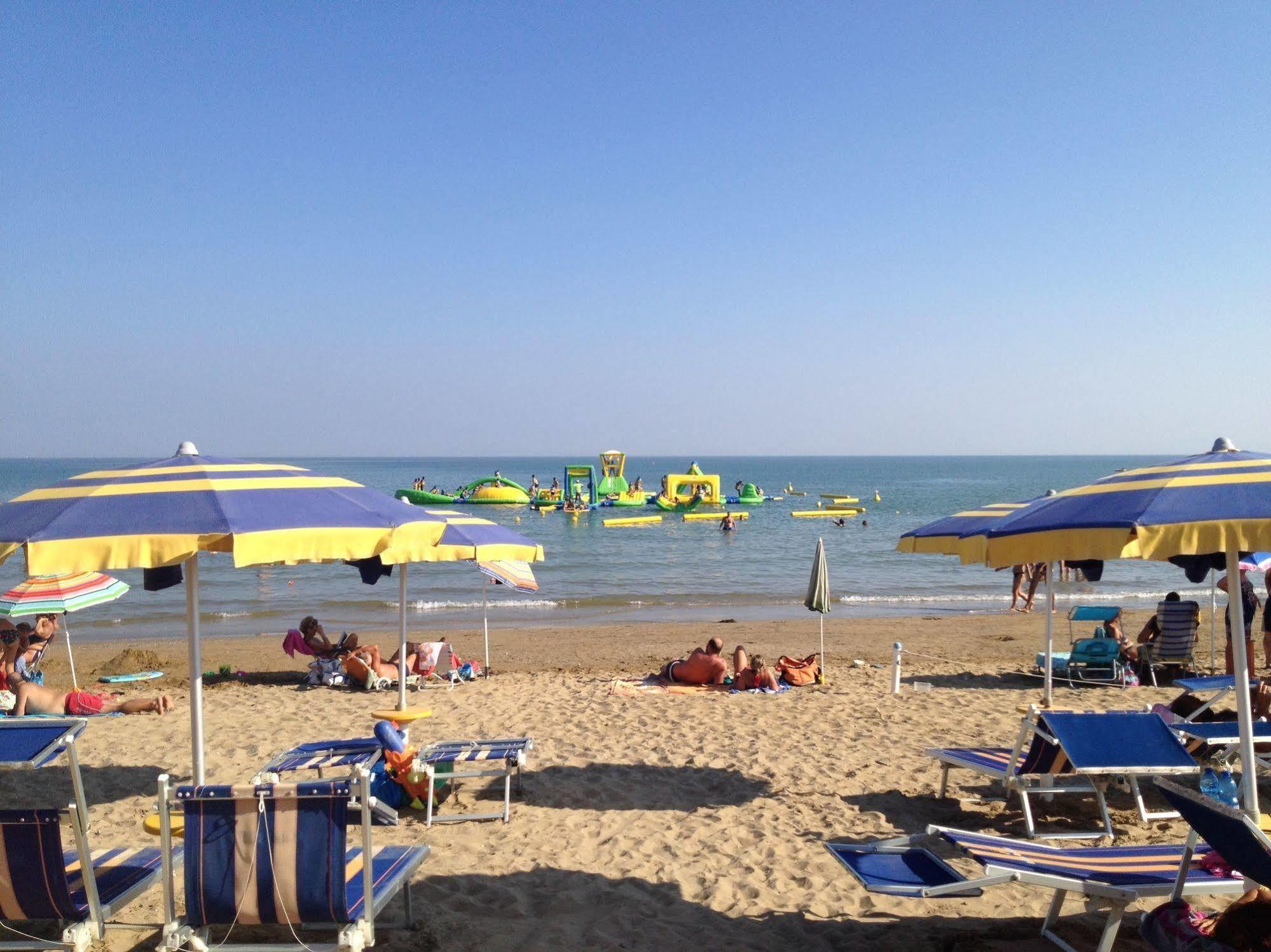 Camping Village Malibu Beach Lido di Jesolo Exterior foto